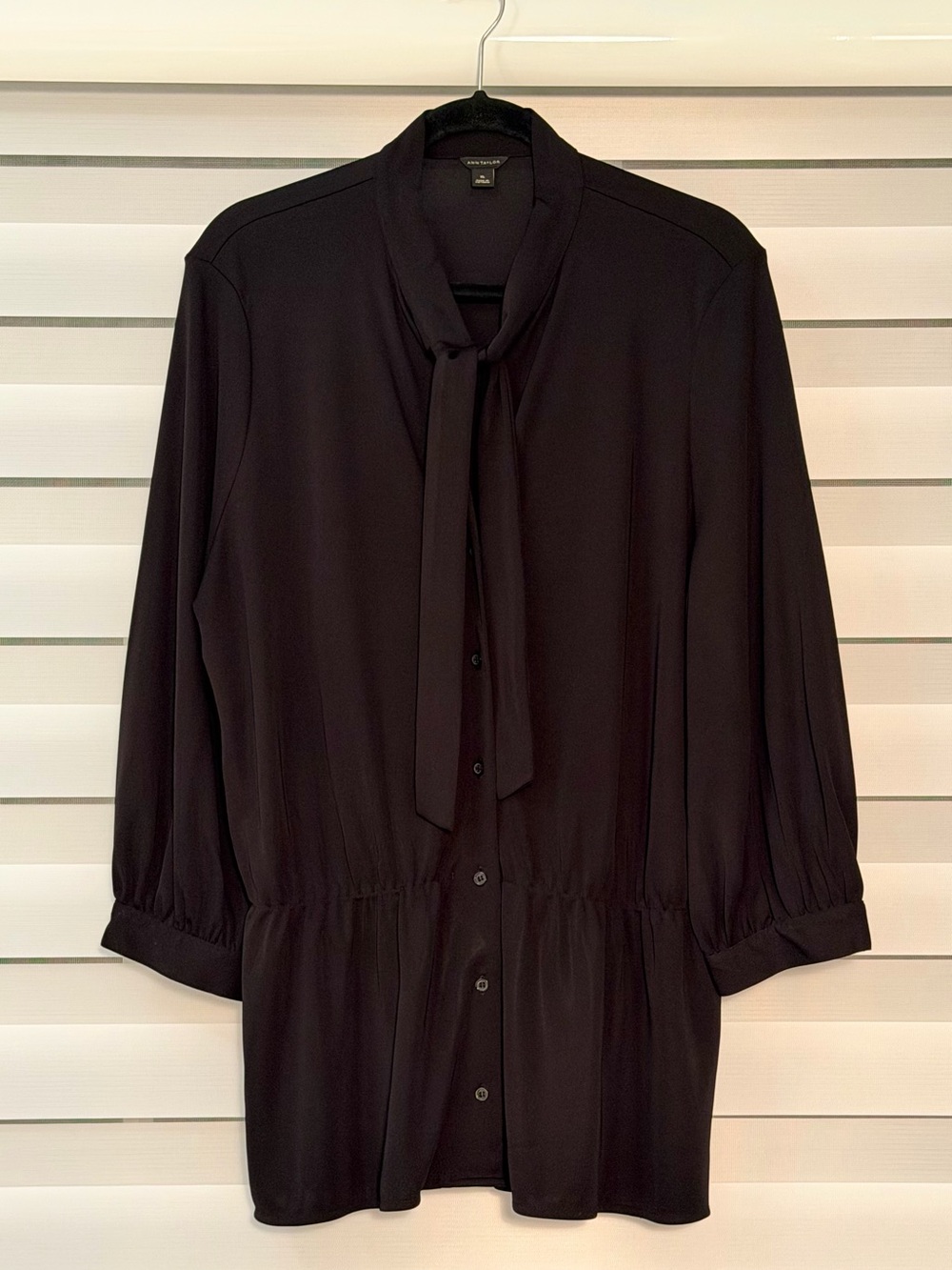 Ann Taylor Black Tie Neck Cinched Waist Blouse XL